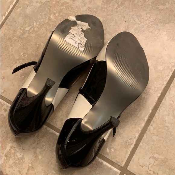 Starlet by Carlos Santa - Picture 4 of 6